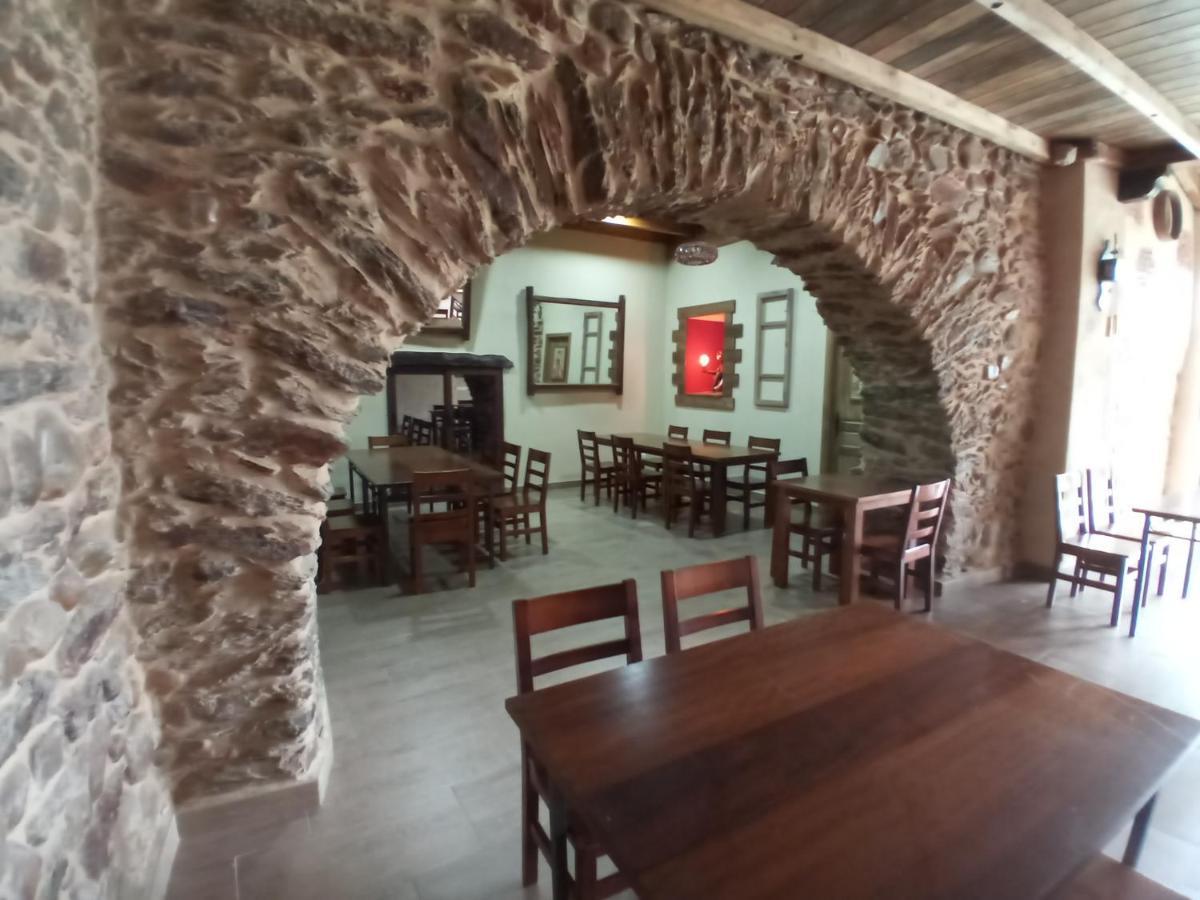 Albergue La Medina De Camponaraya ภายนอก รูปภาพ