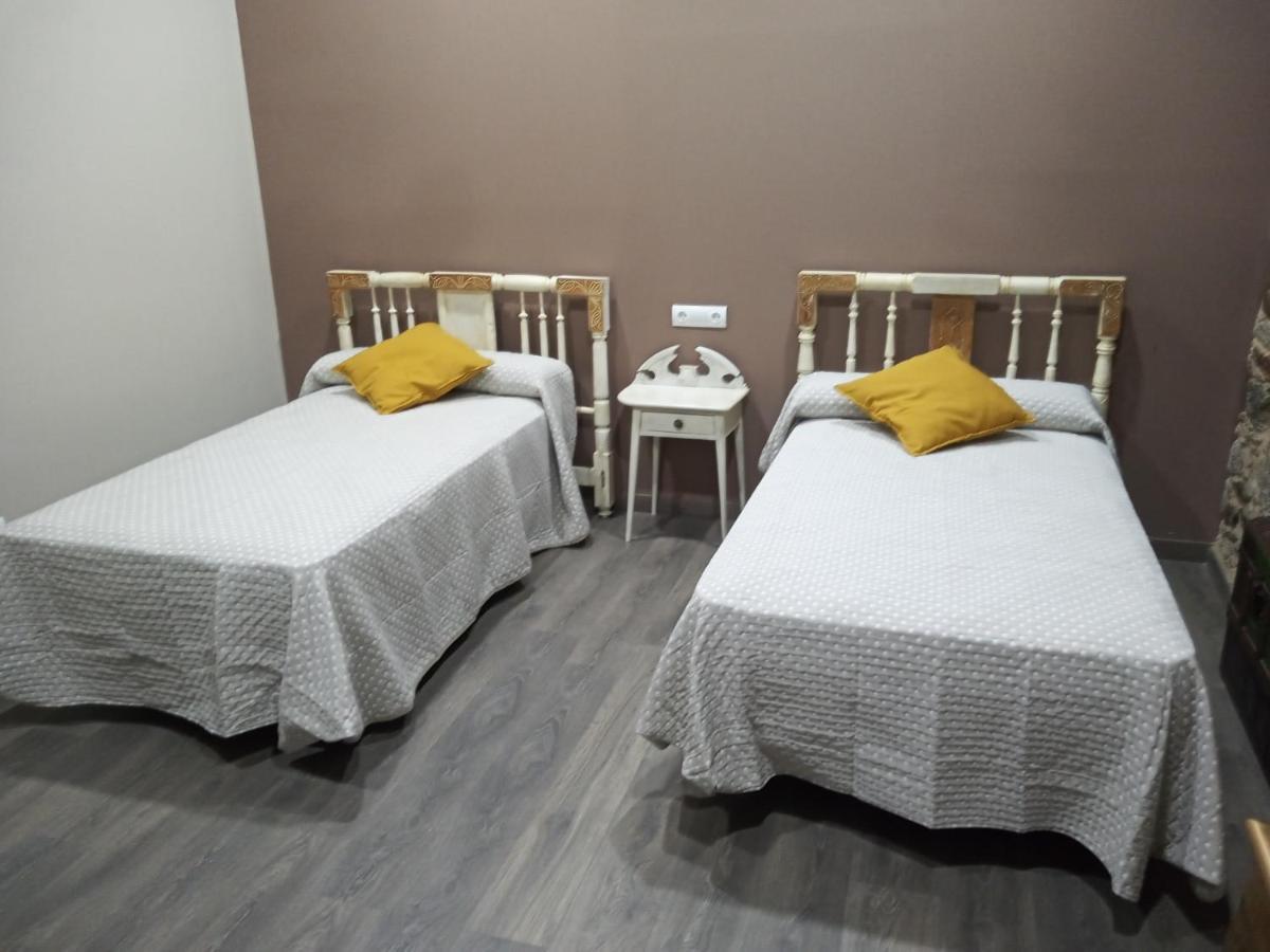 Albergue La Medina De Camponaraya ภายนอก รูปภาพ