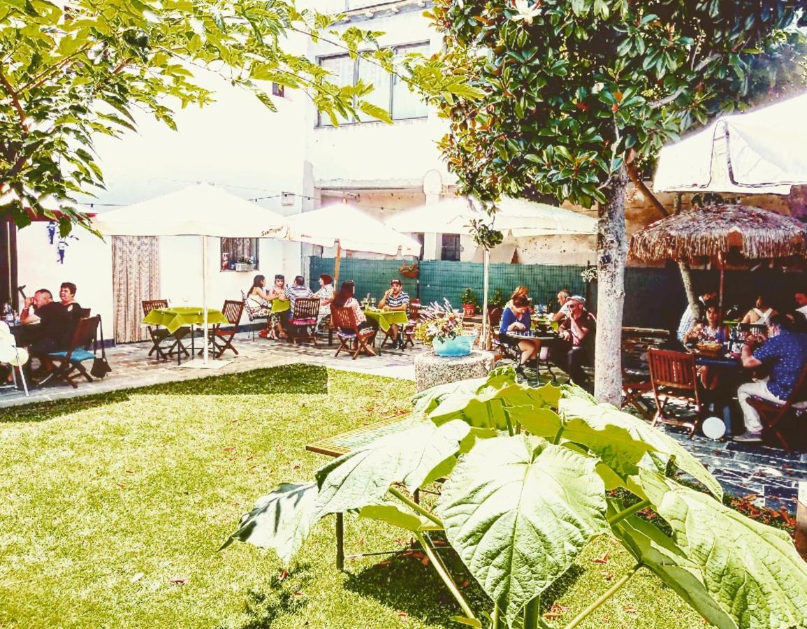 Albergue La Medina De Camponaraya ภายนอก รูปภาพ