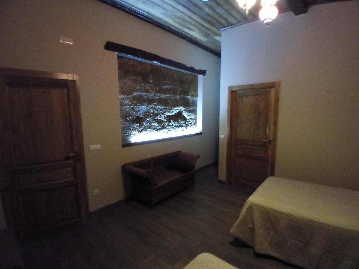 Albergue La Medina De Camponaraya ภายนอก รูปภาพ